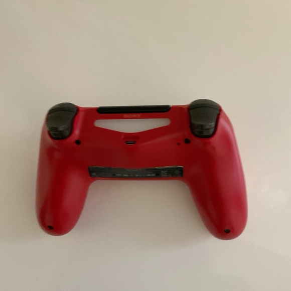 Red Wireless Game Controller - Picture 3 of 3